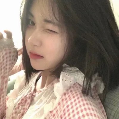 迎风伫立的狮子
